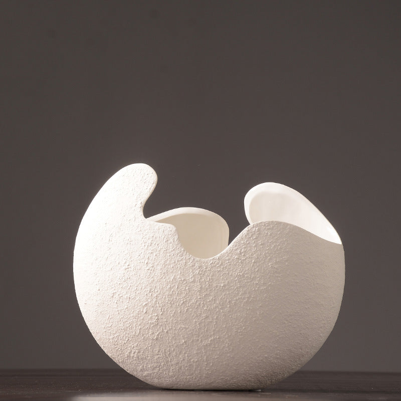 Simple White Ceramic Vase – Modern Decorative Flower Vase for Home