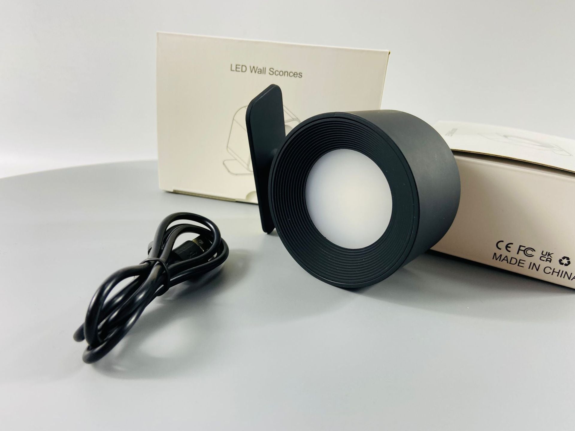 New Punch-Free Touch Table Lamp – Rechargeable LED Desk Lamp with Adjustable Colour & Brightness