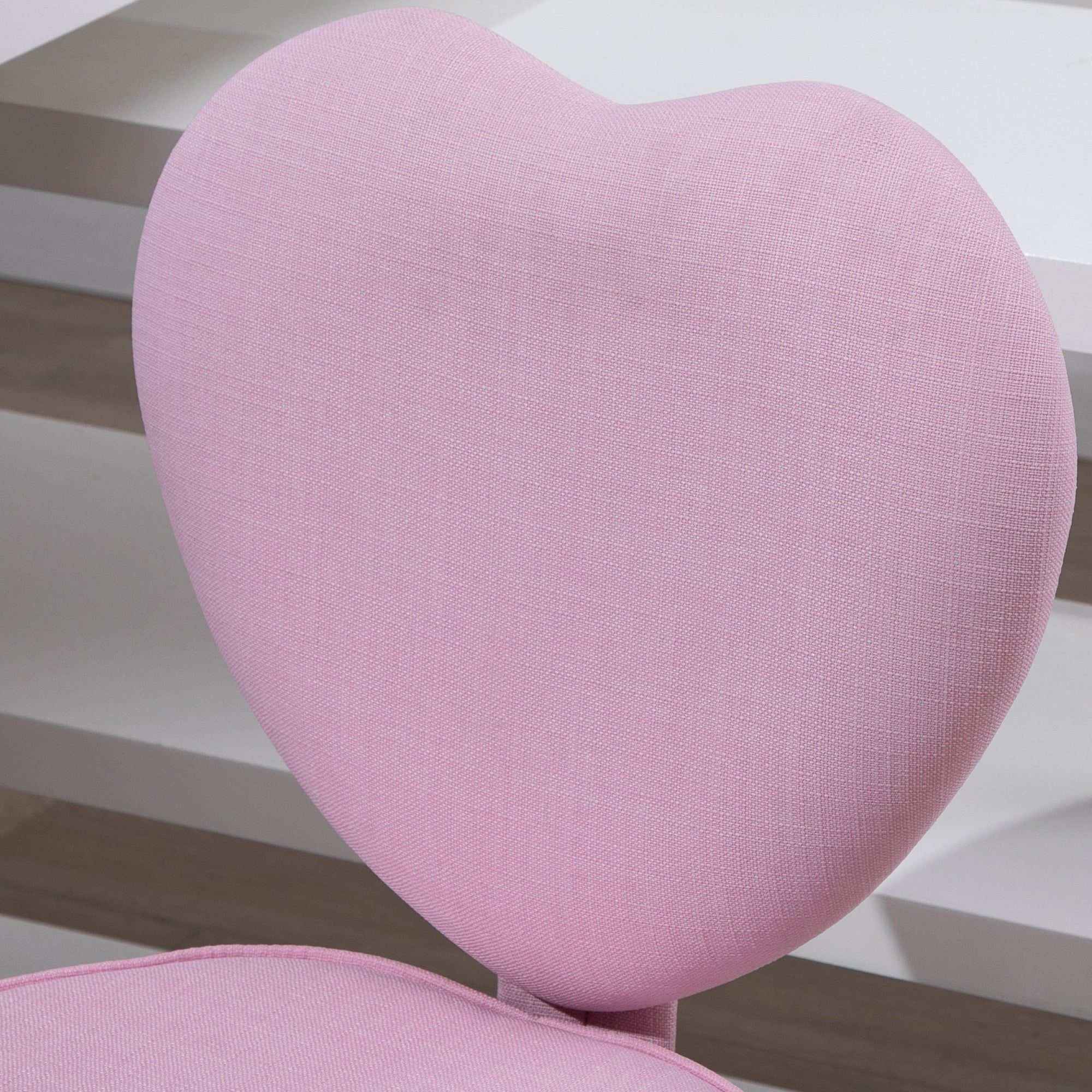 Pink Heart-Shaped Office Chair – Adjustable Height Cute Desk Chair with Wheels